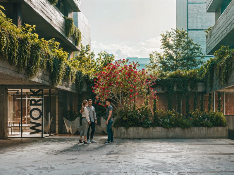 13-PLAZOLETA ENTREPISO